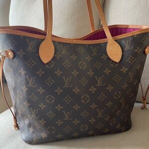 Authentic Louis Vuitton Neverfull
